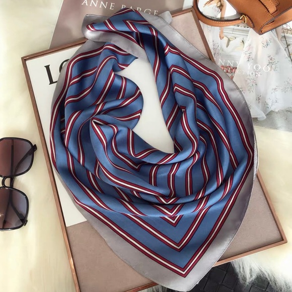 SOLD - NWOT 100% silk scarf bandana blue striped classic - Picture 4 of 4